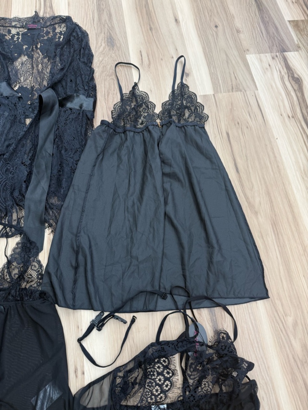 Women's Lingerie Lot - Mixed Pieces J17 - Picture 3 of 10